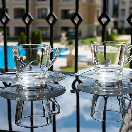 Trinity Apartment 아파트 *