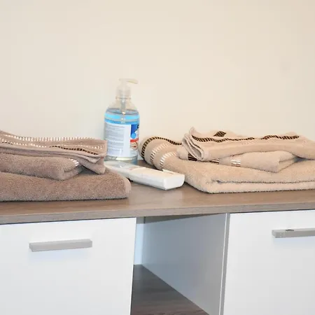 Trinity Apartment 아파트