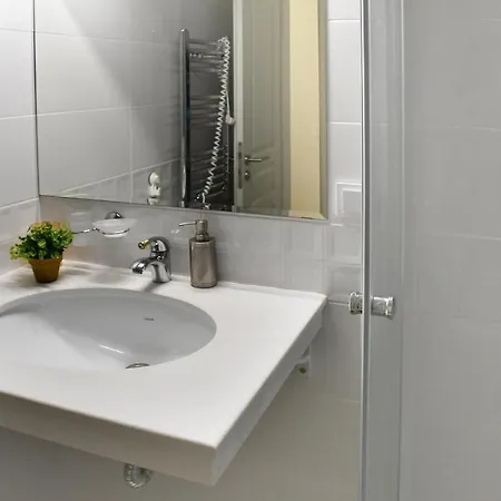 아파트 Trinity Apartment 산콘스탄틴앤헬레나